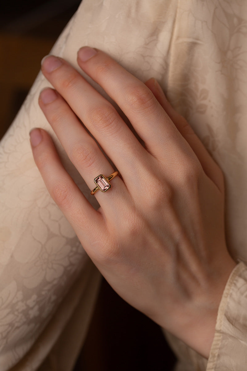 ANILLO MORGANITA OCT II – Maike Siegel - Main Image