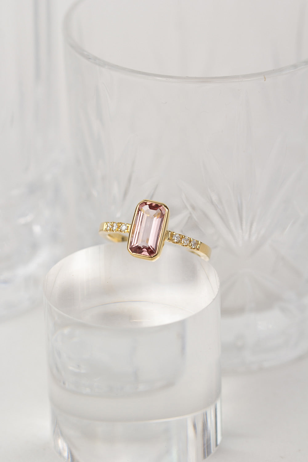 ANILLO MORGANITA OCT DIAMANTES – Maike Siegel