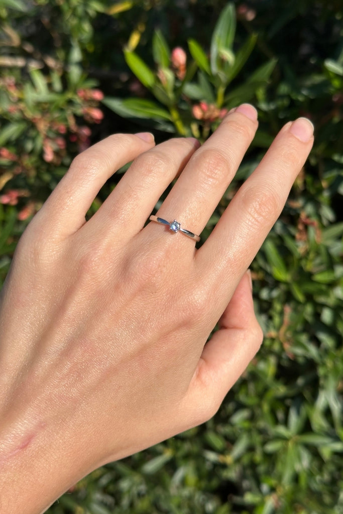 ANILLO DIAMANTE PUNTO DE LUZ PT