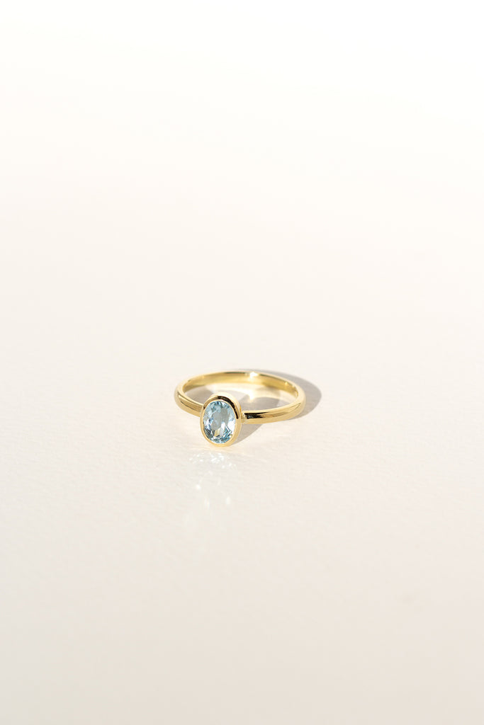 ANILLO SOLITARIO AGUAMARINA OVAL