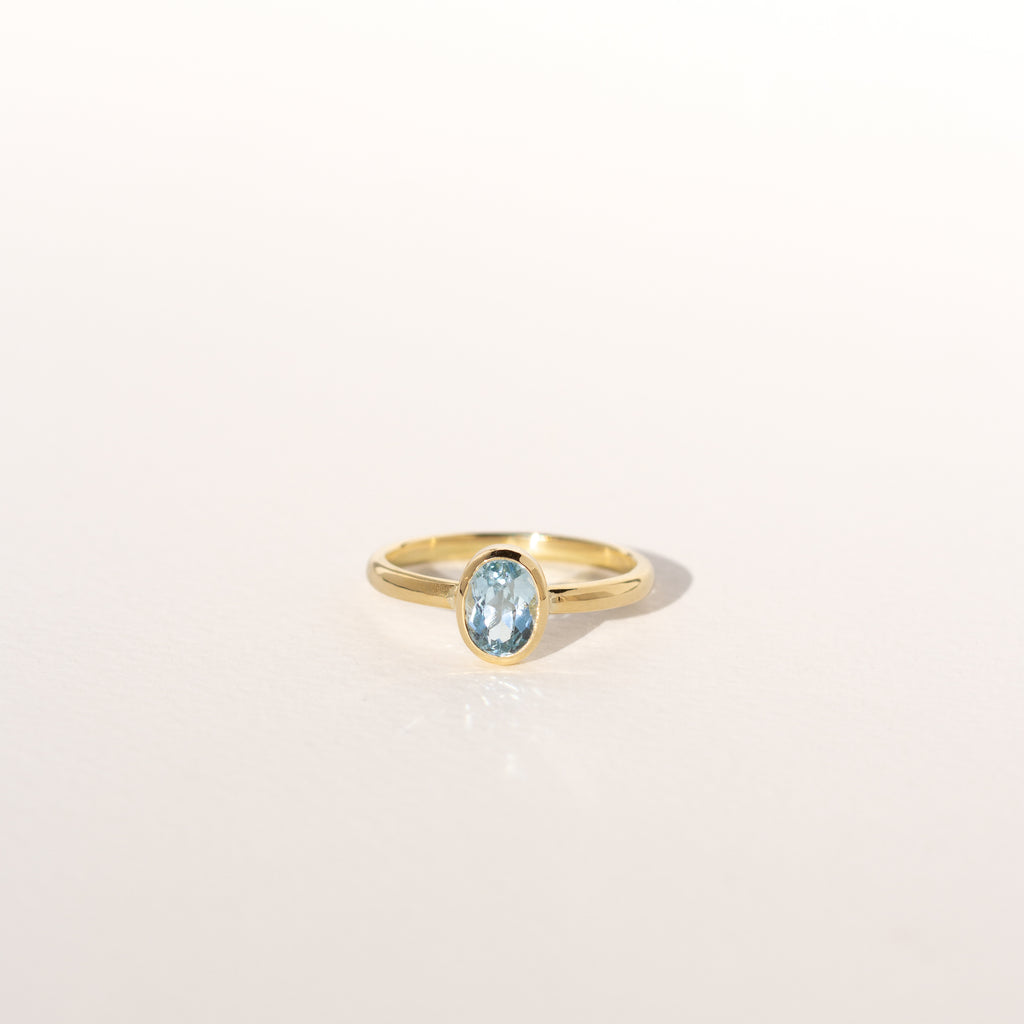 ANILLO SOLITARIO AGUAMARINA OVAL