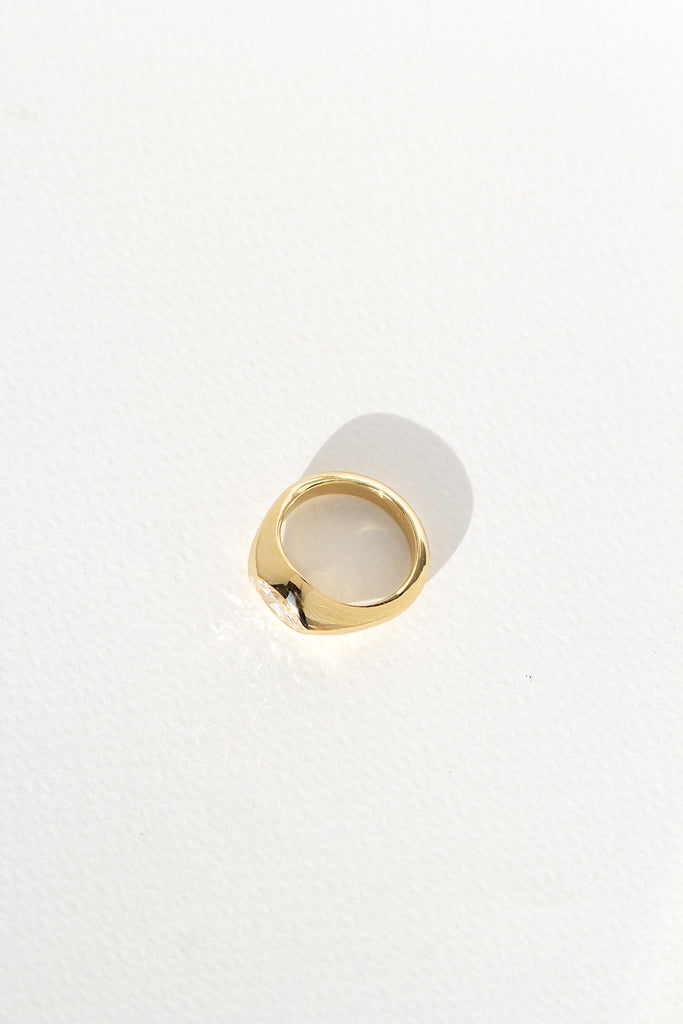 ANILLO SELLO DIAMANTE MARQUESA