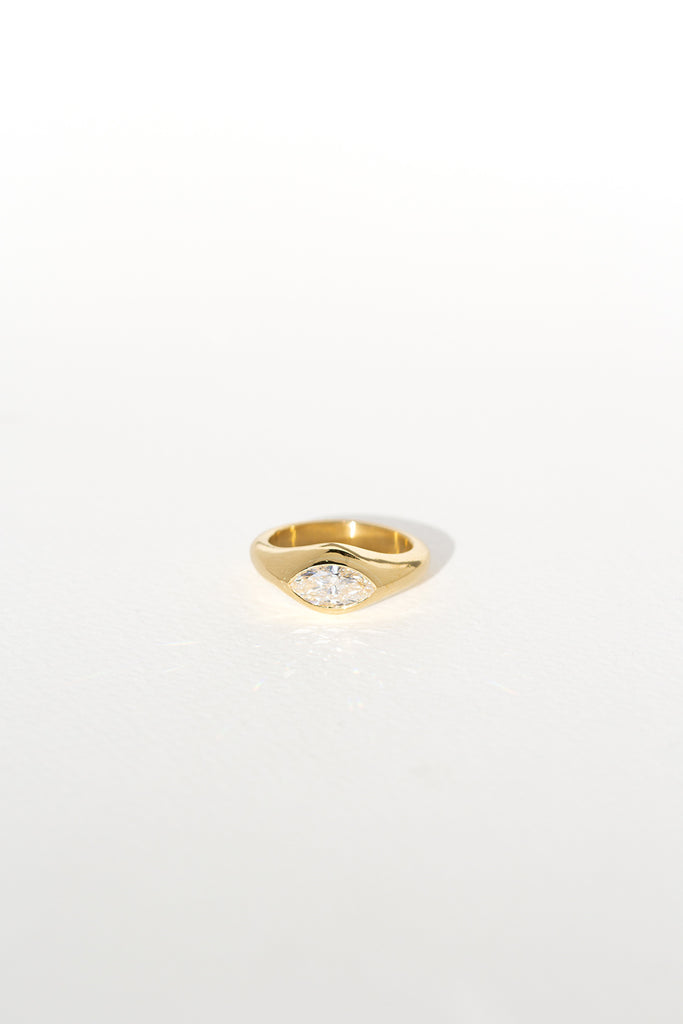 ANILLO SELLO DIAMANTE MARQUESA