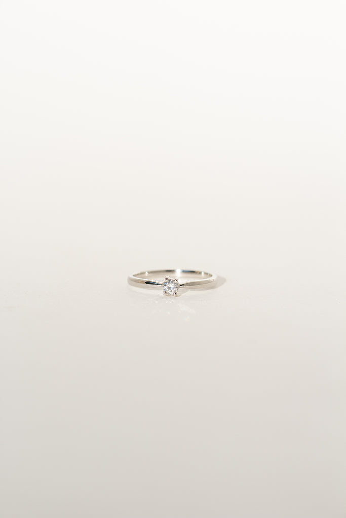 ANILLO DIAMANTE PUNTO DE LUZ PT