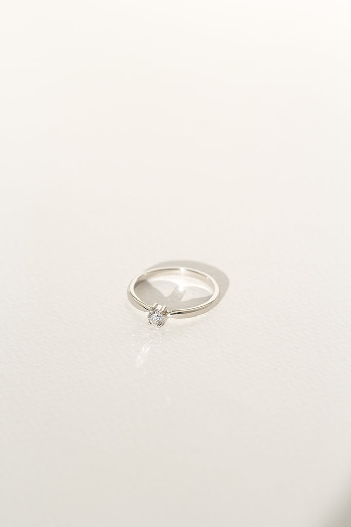 ANILLO DIAMANTE PUNTO DE LUZ PT